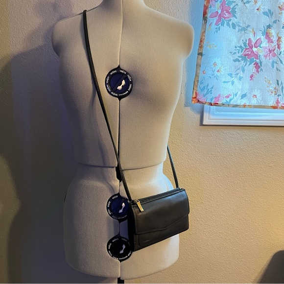 Fossil Leather Cross Body Bag - Picture 7 of 9